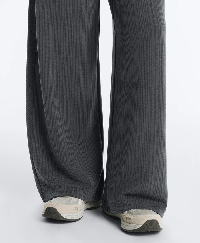 Pantalones de rayas asimétricas con modal Pantalones de rayas asimétricas con modal