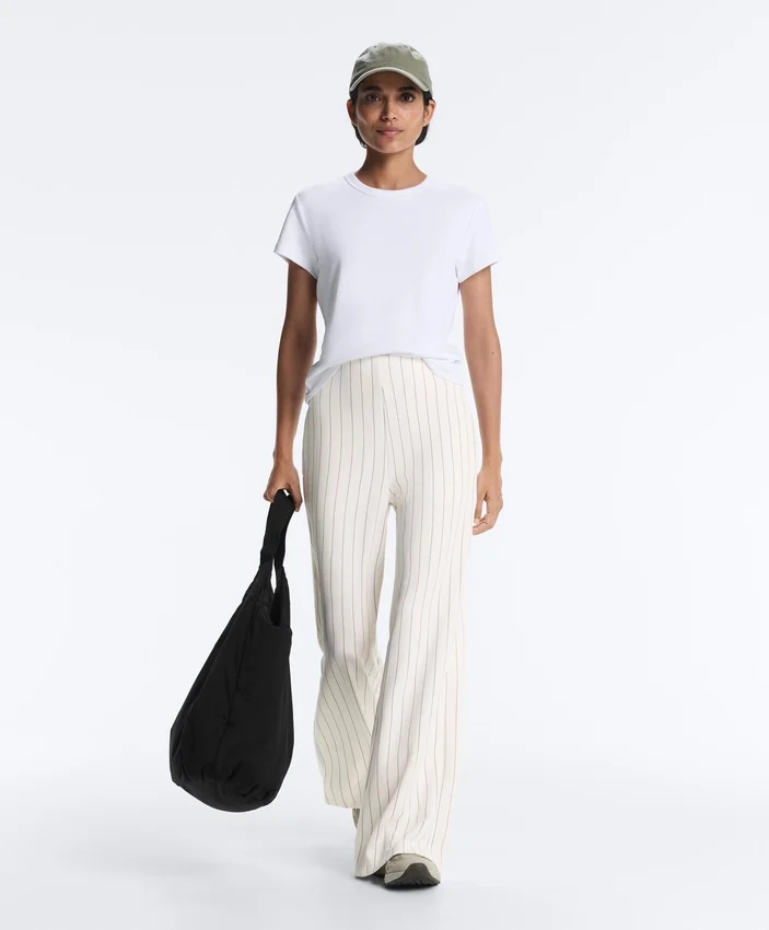 Pantalones de talle alto, pierna ancha y rayas finas de tacto Soft Touch Pantalones de talle alto, pierna ancha y rayas finas de tacto Soft Touch