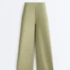 Pantalones de talle alto, pierna ancha y rayas finas de tacto Soft Touch Pantalones de talle alto, pierna ancha y rayas finas de tacto Soft Touch
