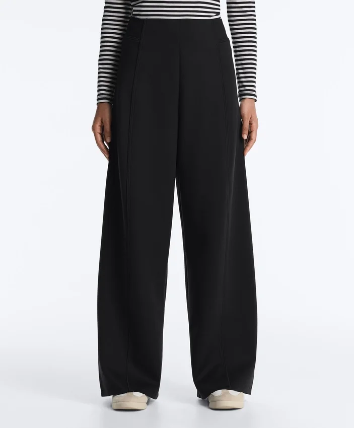 Pantalones de talle alto y pierna ancha con efecto neopreno Pantalones de talle alto y pierna ancha con efecto neopreno