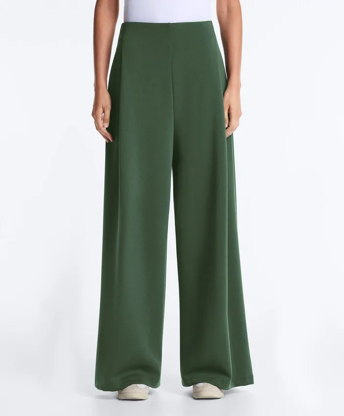 Pantalones de tiro alto de sarga y pierna ancha con pliegues Pantalones de tiro alto de sarga y pierna ancha con pliegues