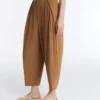 Pantalones largos de talle alto Light Touch Pantalones largos de talle alto Light Touch