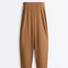 Pantalones largos de talle alto Light Touch Pantalones largos de talle alto Light Touch