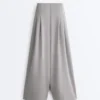 Pantalones largos plisados con modal Soft Touch Pantalones largos plisados con modal Soft Touch