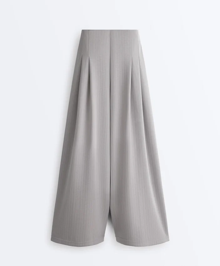 Pantalones largos plisados con modal Soft Touch Pantalones largos plisados con modal Soft Touch