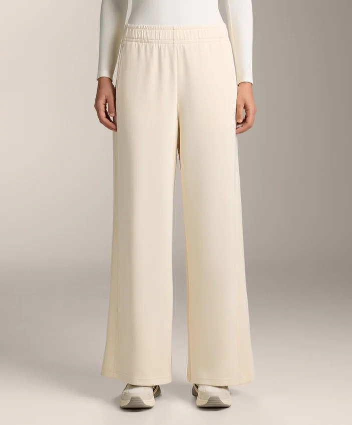 Pantalones rectos con ribete lateral y modal Soft Touch Pantalones rectos con ribete lateral y modal Soft Touch
