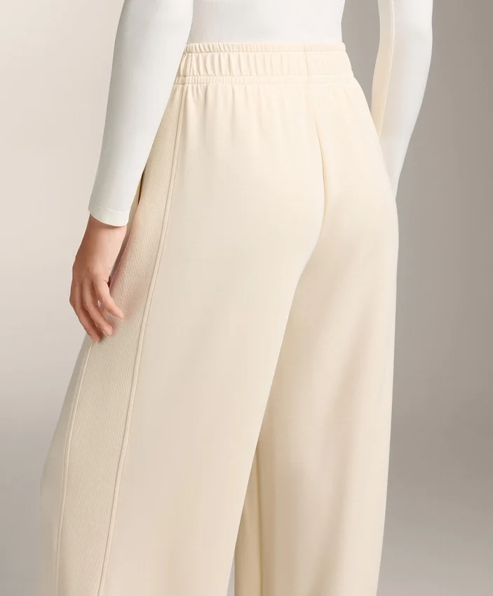 Pantalones rectos con ribete lateral y modal Soft Touch Pantalones rectos con ribete lateral y modal Soft Touch
