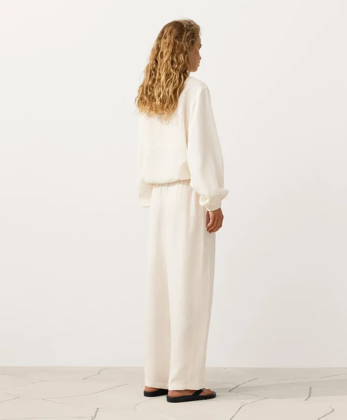 Pantalones rectos de mezcla de lyocell y 24 % de lino Pantalones rectos de mezcla de lyocell y 24 % de lino
