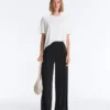 Pantalones rectos de mezcla de modal con pliegue lateral Pantalones rectos de mezcla de modal con pliegue lateral