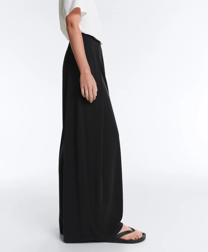 Pantalones rectos de mezcla de modal con pliegue lateral Pantalones rectos de mezcla de modal con pliegue lateral