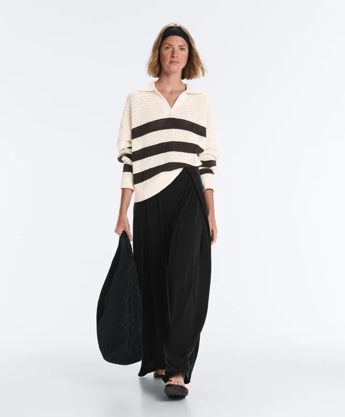 Pantalones rectos de mezcla de modal con pliegue lateral Pantalones rectos de mezcla de modal con pliegue lateral
