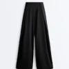 Pantalones rectos de mezcla de modal con pliegue lateral Pantalones rectos de mezcla de modal con pliegue lateral