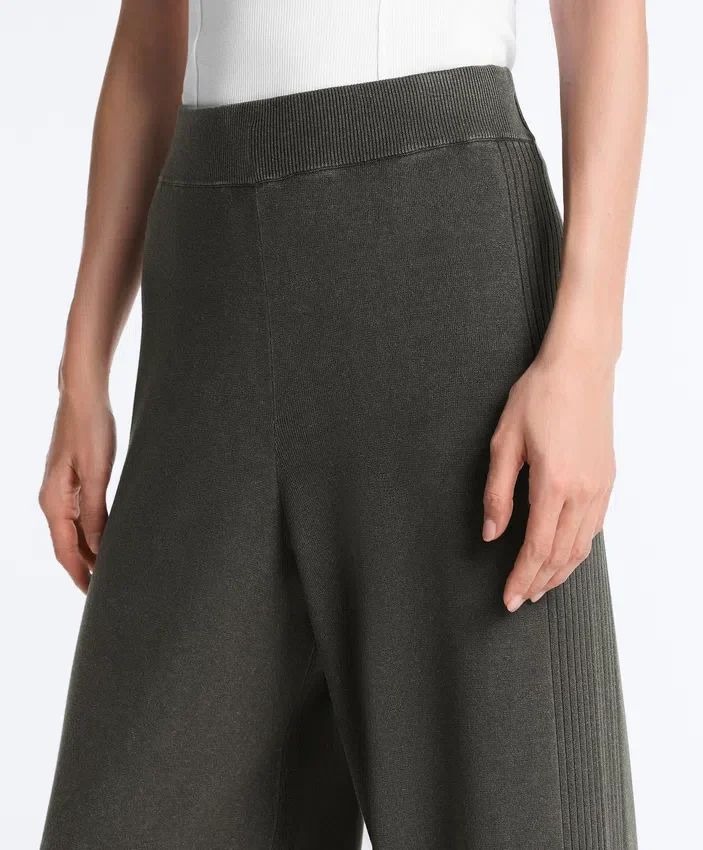 Pantalones rectos de punto acanalado Pantalones rectos de punto acanalado