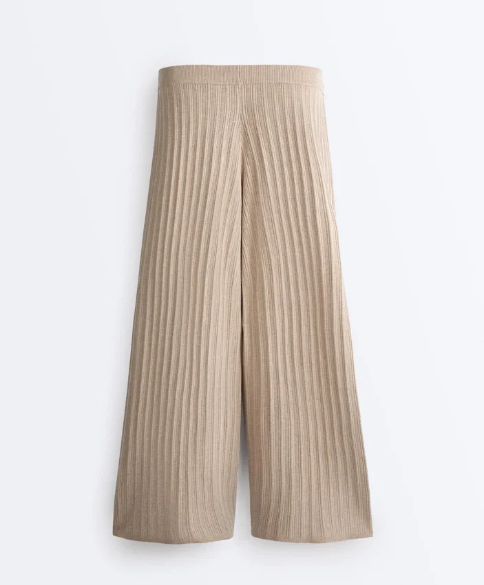 Pantalones rectos de punto acanalado Pantalones rectos de punto acanalado