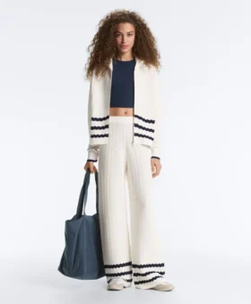 Pantalones rectos de punto con textura ondulada