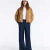 Pantalones rectos de sarga con cinta lateral