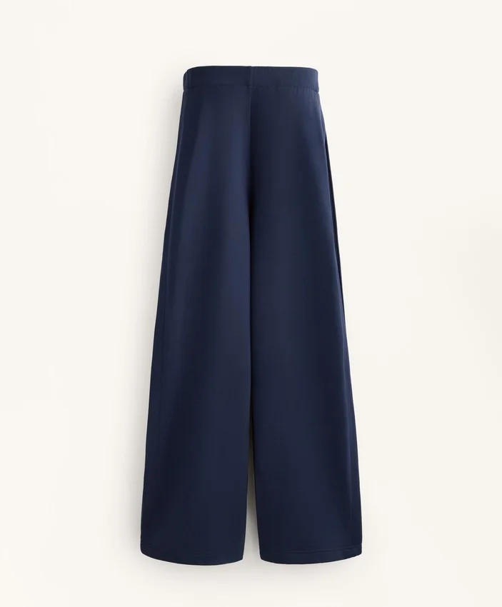 Pantalones tipo capullo con pliegue lateral y modal cepillado Pantalones tipo capullo con pliegue lateral y modal cepillado