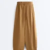 Pantalones tipo globo de mezcla de lyocell y 24 % de lino con costuras Pantalones tipo globo de mezcla de lyocell y 24 % de lino con costuras
