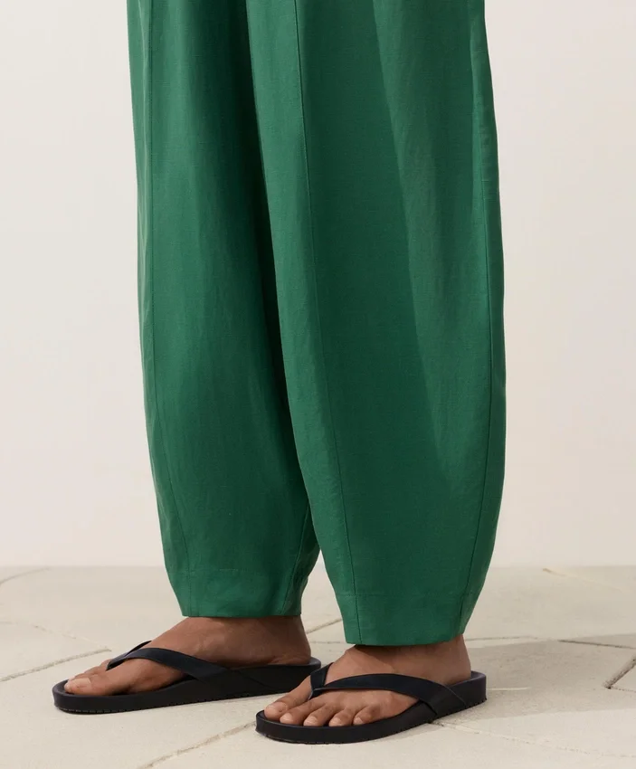 Pantalones tipo globo de mezcla de lyocell y 24 % de lino con costuras Pantalones tipo globo de mezcla de lyocell y 24 % de lino con costuras