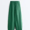 Pantalones tipo globo de mezcla de lyocell y 24 % de lino con costuras Pantalones tipo globo de mezcla de lyocell y 24 % de lino con costuras