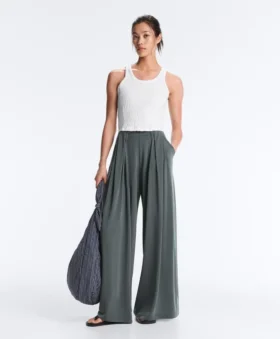 Pantalones vaporosos con cintura plisada de mezcla de modal