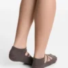 Paquete de 2 pares de calcetines de mezcla de algodón para yoga y pilates con tiras cruzadas Paquete de 2 pares de calcetines de mezcla de algodón para yoga y pilates con tiras cruzadas
