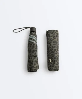 Paraguas ligero con estampado de leopardo