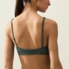 Partes de arriba de bikini con cuello halter de cuadros vichy Partes de arriba de bikini con cuello halter de cuadros vichy
