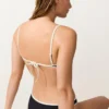 Partes de arriba de bikini con ribete en contraste Partes de arriba de bikini con ribete en contraste