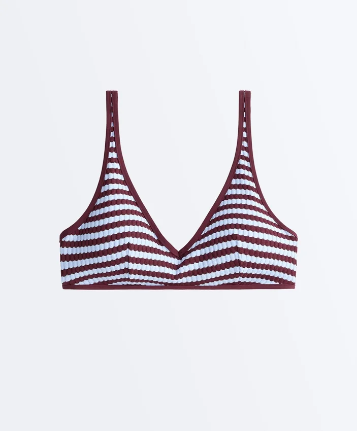 Partes de arriba de bikini halter con textura a rayas Partes de arriba de bikini halter con textura a rayas