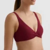 Partes de arriba de bikini halter de jacquard de cuadros mini Partes de arriba de bikini halter de jacquard de cuadros mini