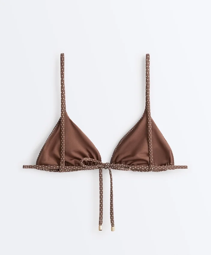 Partes de arriba de bikini triangular con lunares mini Partes de arriba de bikini triangular con lunares mini