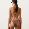 Partes de arriba de bikini triangular con lunares mini Partes de arriba de bikini triangular con lunares mini