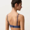 Partes de arriba de bikini triangular de cuadros vichy