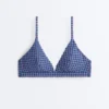 Partes de arriba de bikini triangular de cuadros vichy