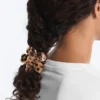 Peineta pequeña para el pelo con forma de flor