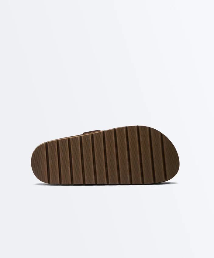 Sandalias de plataforma de piel serraje con hebilla Sandalias de plataforma de piel serraje con hebilla