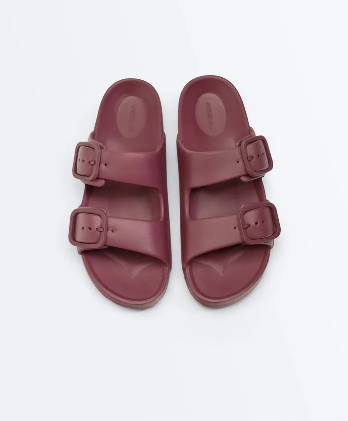 Sandalias de playa con hebillas Sandalias de playa con hebillas