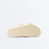 Sandalias de playa con hebillas