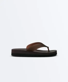 Sandalias de playa con plataforma