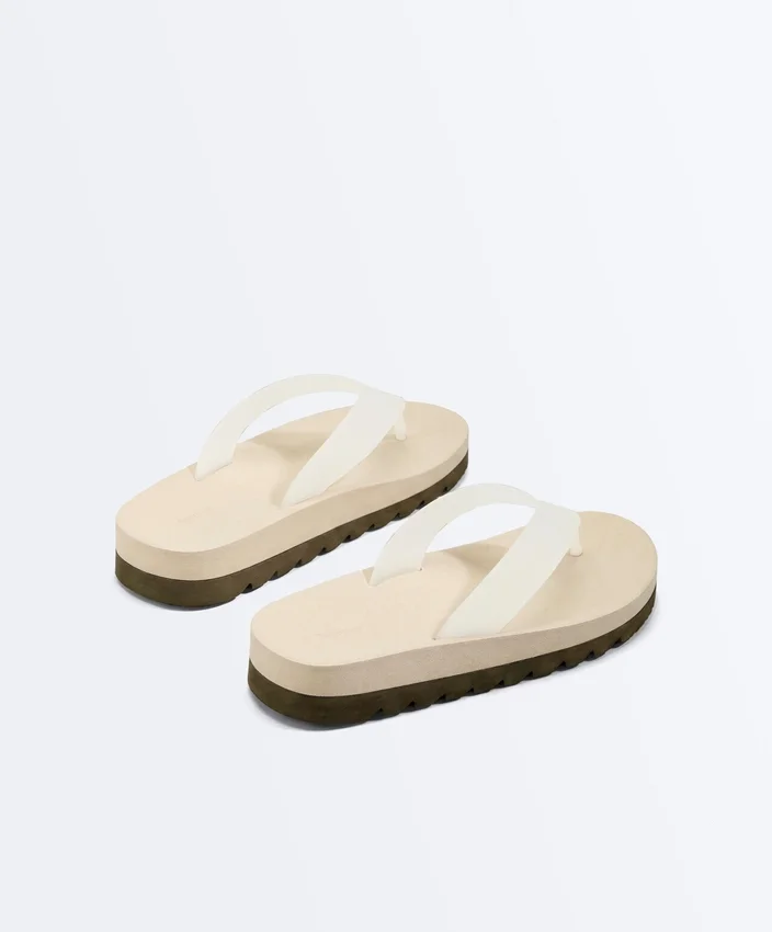 Sandalias de playa con plataforma Sandalias de playa con plataforma