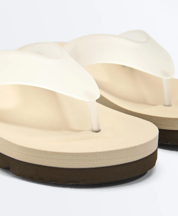 Sandalias de playa con plataforma Sandalias de playa con plataforma