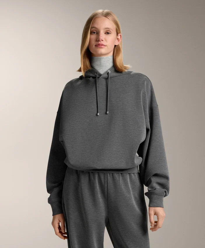 Sudadera con capucha de corte recto y tejido modal cepillado jaspeado Sudadera con capucha de corte recto y tejido modal cepillado jaspeado