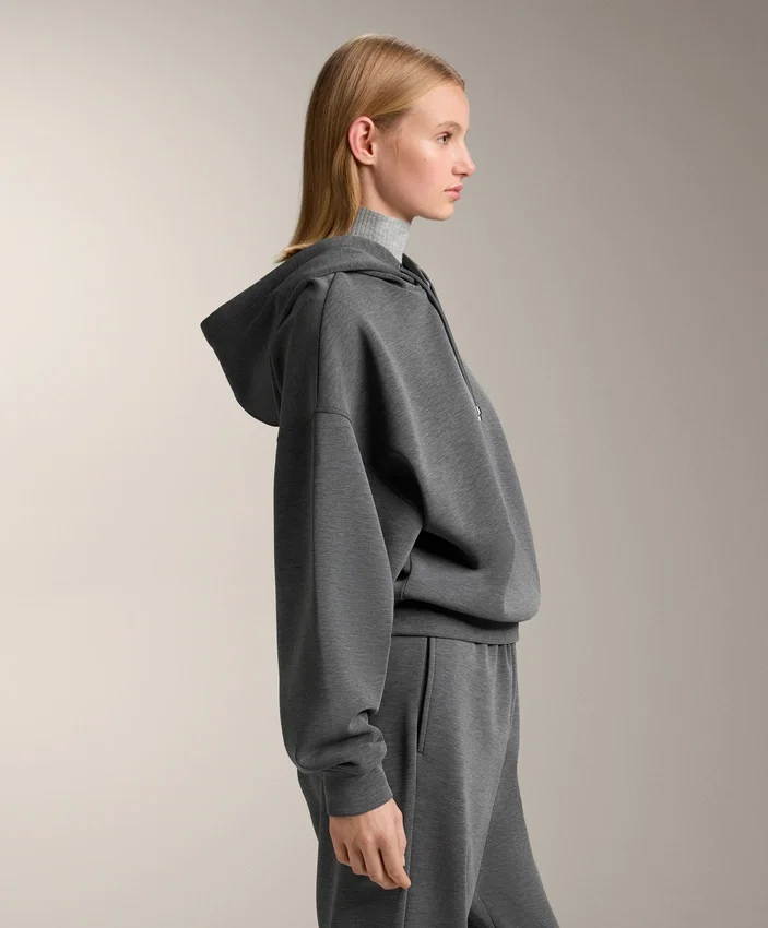 Sudadera con capucha de corte recto y tejido modal cepillado jaspeado Sudadera con capucha de corte recto y tejido modal cepillado jaspeado
