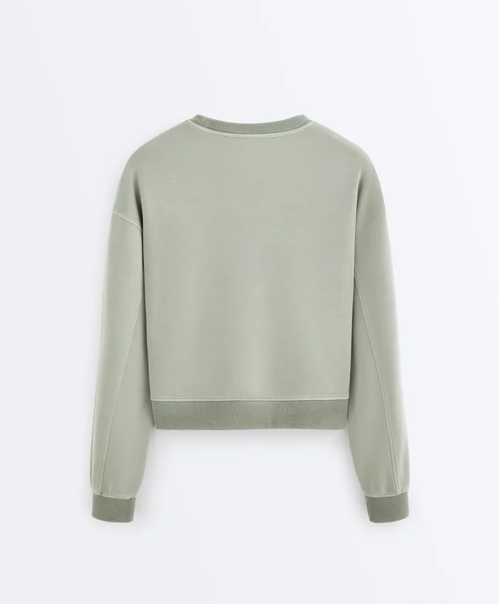 Sudadera de cuello redondo Soft Touch con modal Sudadera de cuello redondo Soft Touch con modal