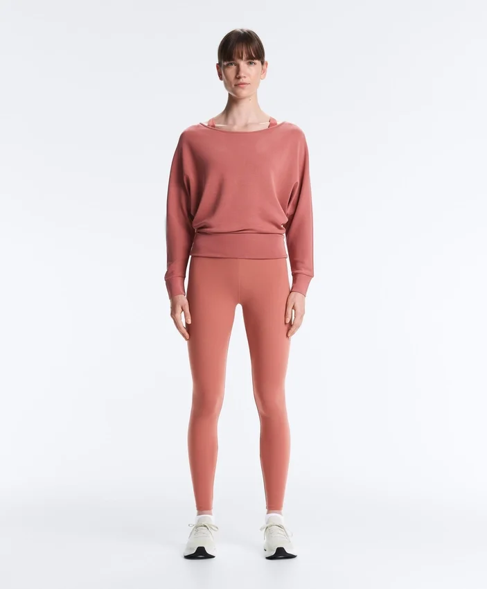 Sudadera de modal Soft Touch con cuello barco Sudadera de modal Soft Touch con cuello barco