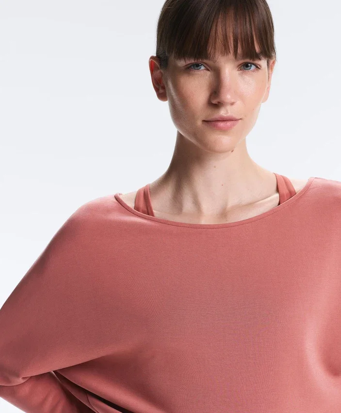 Sudadera de modal Soft Touch con cuello barco Sudadera de modal Soft Touch con cuello barco