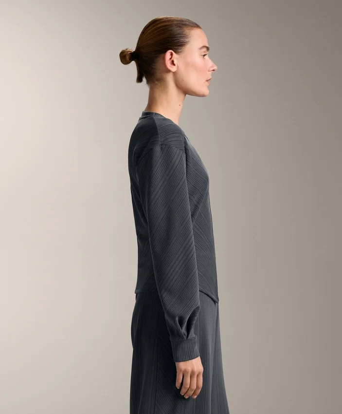 Sudadera de rayas asimétricas con modal Sudadera de rayas asimétricas con modal