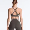 Sujetador deportivo Compressive de sujeción firme y reflectante