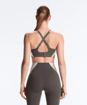 Sujetador deportivo Compressive de sujeción firme y reflectante